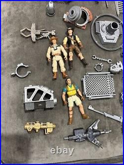 Large Vintage Jurassic Park Toy Lot Action Figures Weapons Playsets Parts 1993