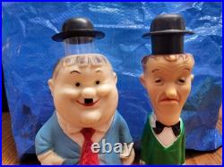 Laurel & Hardy 1960s Italian 8 Squeeze Figures (Works Perfectly! Hats Pop Up!)