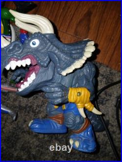 Looooookkk! 25 Vintage Awesum Action Figures