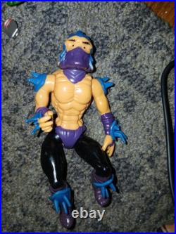 Looooookkk! 25 Vintage Awesum Action Figures