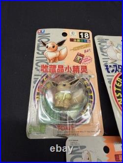 Lot Of 5 Pokemon Monster Collection figures MONCOLLE Toy Evee Dragonite Meowth