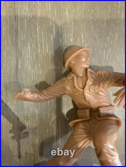 Lot Of Vintage 1964 Louis Marx & Co. Cowboys Knight & Indians 6 Plastic Figures