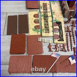 Marx 1995 Davy Crockett the Alamo Play Set with Figures, Cannons, Nearly Complete