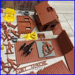 Marx 1995 Davy Crockett the Alamo Play Set with Figures, Cannons, Nearly Complete
