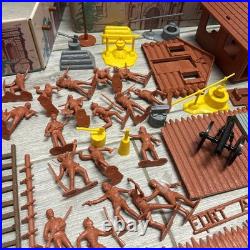 Marx 1995 Davy Crockett the Alamo Play Set with Figures, Cannons, Nearly Complete