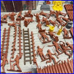 Marx 1995 Davy Crockett the Alamo Play Set with Figures, Cannons, Nearly Complete