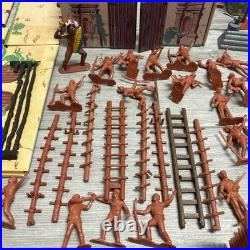 Marx 1995 Davy Crockett the Alamo Play Set with Figures, Cannons, Nearly Complete