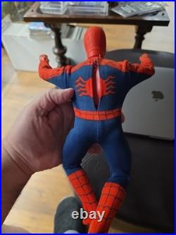 Mego Vintage 1978 12.5 Spiderman (Broad Shoulders Version) Minty Condition Mego Vintage 1978 12.5 Spiderman (Broad Shoulders Version) Minty Condition