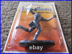 Metal COWBOYS and INDIANS COMPLETE SET of 12 METALLIONS figures toy soldiers