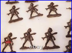 NICE 1930s RAPAPORT LOT OF 26 PIECES BUCK ROGERS LEAD SPACE CADET FIGURES & SHIP