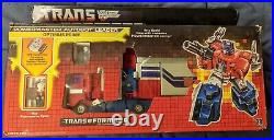 NM Transformers G1 Powermaster Optimus Prime 1987 Vintage Complete Toy