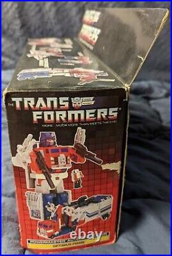 NM Transformers G1 Powermaster Optimus Prime 1987 Vintage Complete Toy