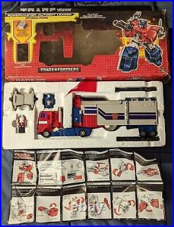 NM Transformers G1 Powermaster Optimus Prime 1987 Vintage Complete Toy