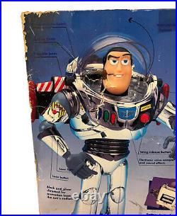 New in Box Vintage Toy Story Intergalactic Buzz Lightyear by Thinkway Toys 62891