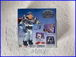 New in Box Vintage Toy Story Intergalactic Buzz Lightyear by Thinkway Toys 62891