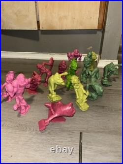 Nutty Mads 1960 Louis Marx 6-7 Toy Weird Monster Figure Lot of 14 Weird-Oh's