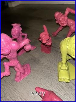 Nutty Mads 1960 Louis Marx 6-7 Toy Weird Monster Figure Lot of 14 Weird-Oh's