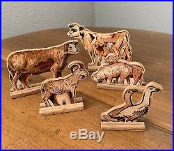 Old Wood Barn with Vintage Animals and Figures (24 pieces)