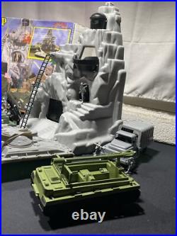 P-604 Vintage Has Marketing Hill Top Alpha Action Playset With Accessories