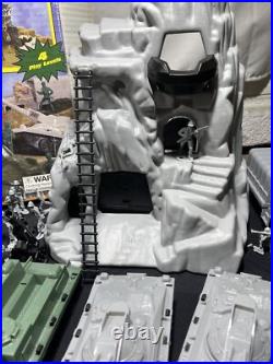 P-604 Vintage Has Marketing Hill Top Alpha Action Playset With Accessories