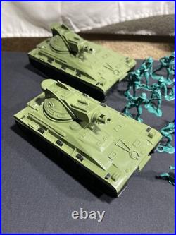 P-604 Vintage Has Marketing Hill Top Alpha Action Playset With Accessories