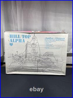 P-604 Vintage Has Marketing Hill Top Alpha Action Playset With Accessories
