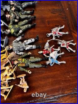 RARE Huge Mixed Lot of Vintage Plastic Army Men Soldiers & Accessories
