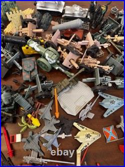 RARE Huge Mixed Lot of Vintage Plastic Army Men Soldiers & Accessories