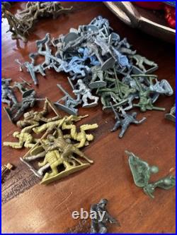 RARE Huge Mixed Lot of Vintage Plastic Army Men Soldiers & Accessories
