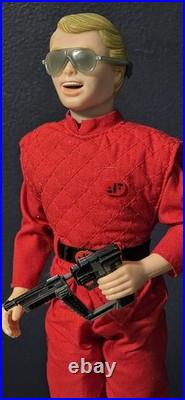 RARE Vintage V Enemy Visitor 12-inch Action Figure w Gun and Shades PRISTINE