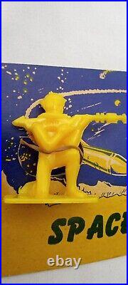 Rare New Vintage Plasticraft Space Expedition Plastic Toys Spaceman Figures