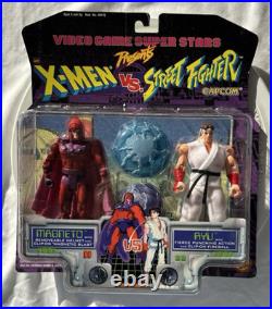 Rare Vintage'97 TOY BIZ X-Men VS Street Fighter Magneto Ryu Figures Sealed 38T