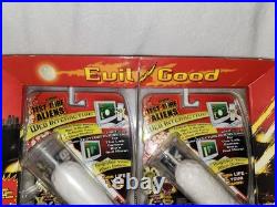 Rare Vintage Test Tube Aliens 2 Pack Yagoni & Shako (New) 4Kidz, JKID, JP Toys