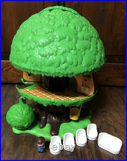 Rare Vtg 1975 General Mills TREE TOTS FAMILY TREEHOUSE withFurniture & Male Figure