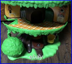Rare Vtg 1975 General Mills TREE TOTS FAMILY TREEHOUSE withFurniture & Male Figure