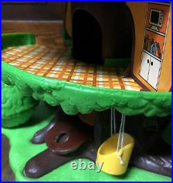 Rare Vtg 1975 General Mills TREE TOTS FAMILY TREEHOUSE withFurniture & Male Figure