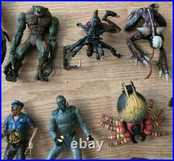 Resident Evil action figure Huge lot 90s toybiz capcom vintage toys zombies
