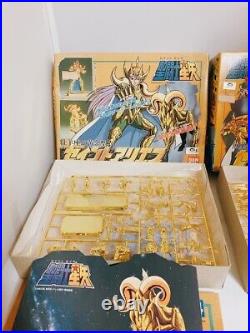 Saint Seiya Vintage Aries Pisces Plastic Model Unopened Kit Toy Figure New