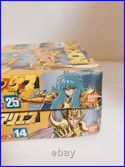 Saint Seiya Vintage Aries Pisces Plastic Model Unopened Kit Toy Figure New