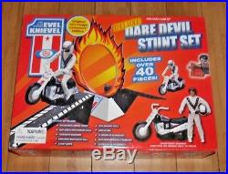 Sealed Evel Knievel Deluxe Dare Devil Stunt Set Cycle Figure Energizer C655