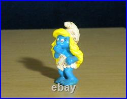 Smurfs 20428 Cave Woman Smurfette Rare Smurf Vintage Toy Figure PVC Lot Figurine