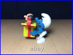 Smurfs 40247 Jokey Smurf Trick Box Gargamel Head Vintage Figure PVC Toy Figurine