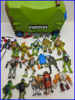 TMNT Vintage 20+ figure Lot with Vrum Ride-on Toy box and Dog Pound Free Ship