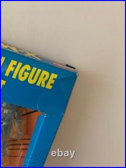 The Uncanny X-Men Vintage Toy Biz 4 Piece Action Figure Set New Damaged Box