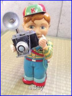 Tinplate Shutter Bug Camera Japan Vintage Figure Toy712