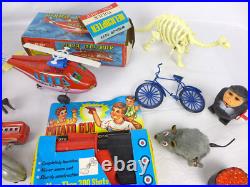 Toy Figure lot windup 70's 80's 90's China Taiwan Korea tin litho plastic
