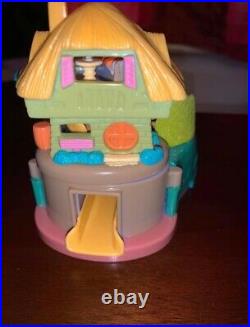 Ultra Rare Alice in Wonderland Bluebird Disney Polly Pocket playset 1 figure inc