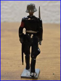 VERY RARE Hiriart 8 Pc. WWII German Soldier Lead Figures, EXCELLENT COND, Preown