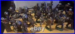 VINTAGE 1930s/40s MANOIL/BARCLAY (36 PC.) LEAD SOLDIER DIME STORE TOY LOT