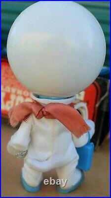 VINTAGE 1969 SNOOPY ASTRONAUT PEANUTS COMIC DOG TOY FIGURE DOLL with ORIGINAL BOX